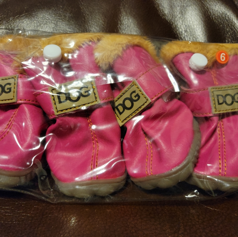 PINK Dog Snow Boots size